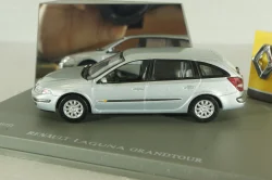 Renault Laguna II Grandtour 2000, silver, Universal Hobbies 1:43