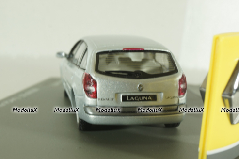 Renault Laguna II Grandtour 2000, silver, Universal Hobbies 1:43