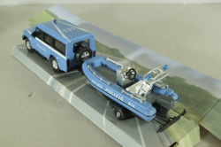 Iveco Massif Polizia с катером, 53131POL,Mondo Motors 1:43