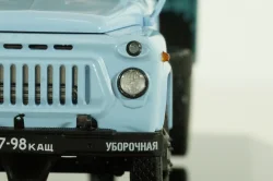 Газ-3503 Саз, 1981 г., голубой, 105210, DiP Models 1:43