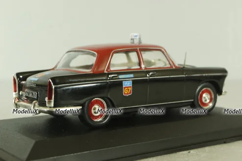 Peugeot 404 Taxi Paris 1962, black Altaya 1:43 Уценка!