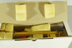 КС-3575А-1 автокран 12,5т на шасси Камаз-55313, красный/желтый Minigrad 1:43