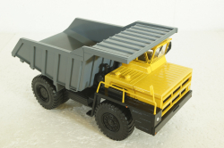 Белаз-7540 карьерный самосвал, желтый/серый, Н004, Наш Автопром 1:43