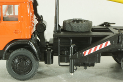 КС-3575А-1 автокран 12,5т на шасси Камаз-55313, красный/желтый Minigrad 1:43