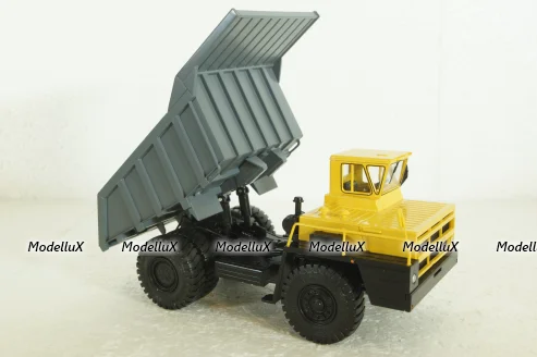 Белаз-7540 карьерный самосвал, желтый/серый, Н004, Наш Автопром 1:43