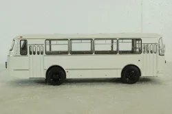 ЛАЗ-695Н (1981), белый, DEMPRICE 1:43 