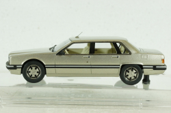 Зил-4102, золотистый, 241021, DiP Models 1:43