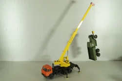 КС-3575А-1 автокран 12,5т на шасси Камаз-55313, красный/желтый Minigrad 1:43