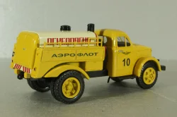 МЗ-51А Аэрофлот маслозаправщик на шасси Газ-52А Аэрофлот, желтый/белый, SL089, СарЛаб 1:43