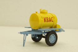 Прицеп-цистерна АЦПТ-0,9 для перевозки кваса, арт. 102293, Аист 1:43