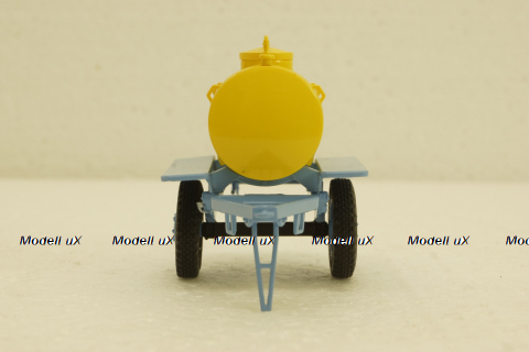 Прицеп-цистерна АЦПТ-0,9 для перевозки кваса, арт. 102293, Аист 1:43
