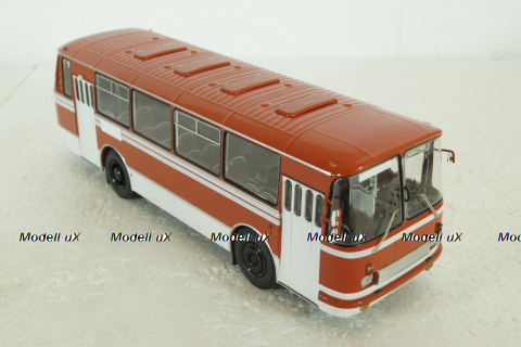 ЛАЗ-695Н (1981), красный/белый, DEMPRICE 1:43 