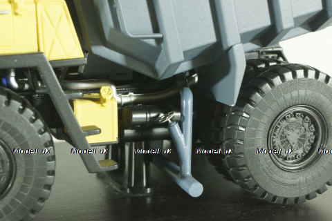 Белаз-540 карьерная поливалка, желтый/серый, Nik Models 1:43