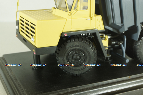 Белаз-540 карьерная поливалка, желтый/серый, Nik Models 1:43