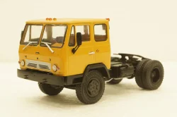 Каз-608В, бежевый, АвтоИстория 1:43