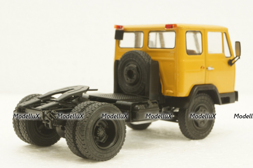 Каз-608В, бежевый, АвтоИстория 1:43