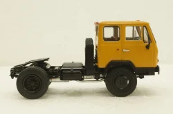 Каз-608В, бежевый, АвтоИстория 1:43
