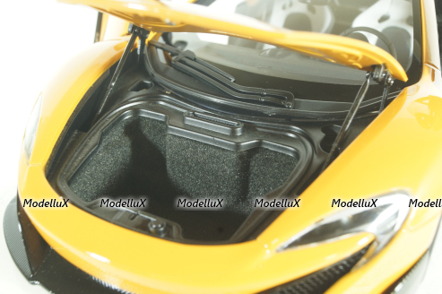 McLaren 675LT 2016 McLaren orange, 76048, AutoArt 1:18
