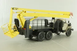 Урал-4320-0911 c подъемником ВС-22, бежевый, Nik Models 1:43