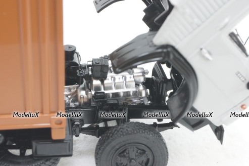 Камаз-53212 с 20-футовым контейнером, 101999, ПАО Камаз 1:43