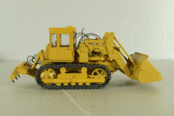 ТО-10А погрузчик на базе Т-130, трактор желтый, Трэкс 1:43