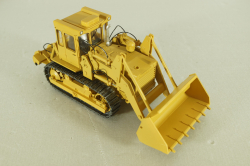 ТО-10А погрузчик на базе Т-130, трактор желтый, Трэкс 1:43