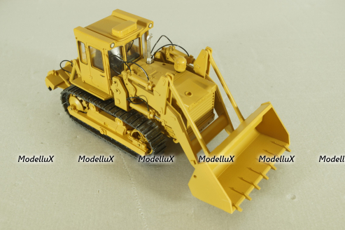 ТО-10А погрузчик на базе Т-130, трактор желтый, Трэкс 1:43