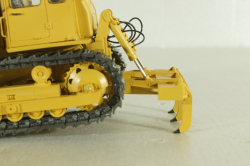 ТО-10А погрузчик на базе Т-130, трактор желтый, Трэкс 1:43