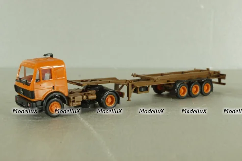 Mercedes SK 1748 tractor with semi trailer Berner 1988, orange, Herpa 1:87