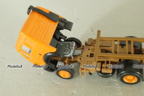 Mercedes SK 1748 tractor with semi trailer Berner 1988, orange, Herpa 1:87