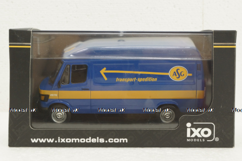 Mercedes 207D Van 1987, blue, CLC224, IXO 1:43