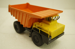 Белаз-7525 карьерный самосвал, желтый/оранжевый, Н011, Наш Автопром 1:43