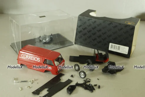Mercedes N1000 Portuguese post CTT 1969, red, CLC147,IXO 1:43 На запчасти №1