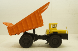 Белаз-7525 карьерный самосвал, желтый/оранжевый, Н011, Наш Автопром 1:43