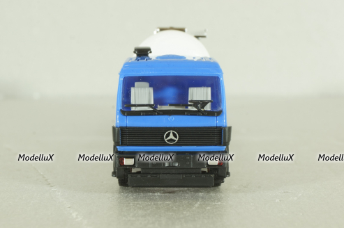 Mercedes SK 1735 LS tractor with semi-trailer tank "Willi Betz" 1989, blue/chrome, 826110, Herpa 1:87 