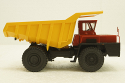 Белаз-540А карьерный самосвал, красный/желтый, Н002, Наш Автопром 1:43