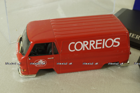 Mercedes N1000 Portuguese post CTT 1969, red, Altaya 1:43