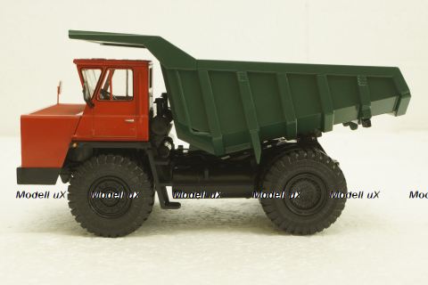 Белаз-7522 карьерный самосвал, красный/зеленый, Н003, Наш Автопром 1:43
