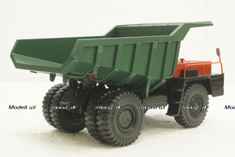 Белаз-7522 карьерный самосвал, красный/зеленый, Н003, Наш Автопром 1:43
