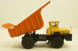 Белаз-7510 карьерный самосвал, желтый/оранжевый, Н005, Наш Автопром 1:43