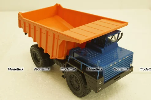 Белаз-7525 карьерный самосвал, синий/оранжевый, Н011, Наш Автопром 1:43