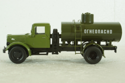 АЦ-8-200 топливозаправщик Маз-200, хаки Наши Грузовики №22, 1:43