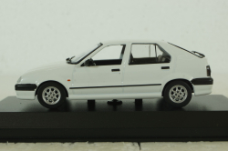 Renault 19 1995 white, 940113700, Maxichamps  1:43 Уценка!