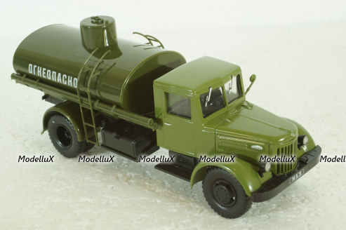 АЦ-8-200 топливозаправщик Маз-200, хаки Наши Грузовики №22, 1:43