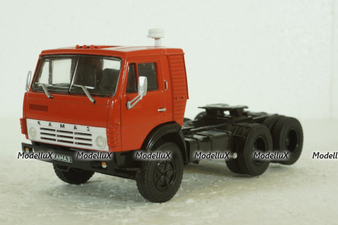 Камаз-54112 тягач, крассный, Автолегенды СССР, Грузовики, 1:43