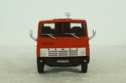 Камаз-54112 тягач, крассный, Автолегенды СССР, Грузовики, 1:43
