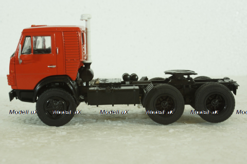 Камаз-54112 тягач, крассный, Автолегенды СССР, Грузовики, 1:43