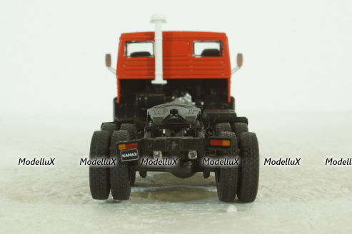 Камаз-54112 тягач, крассный, Автолегенды СССР, Грузовики, 1:43