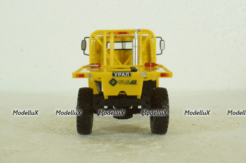 Урал-43206 триал, желтый Автолегенды СССР, Грузовики, 1:43