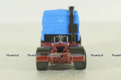 Mercedes SK 1748 tractor 1988, blue, Herpa 1:87
